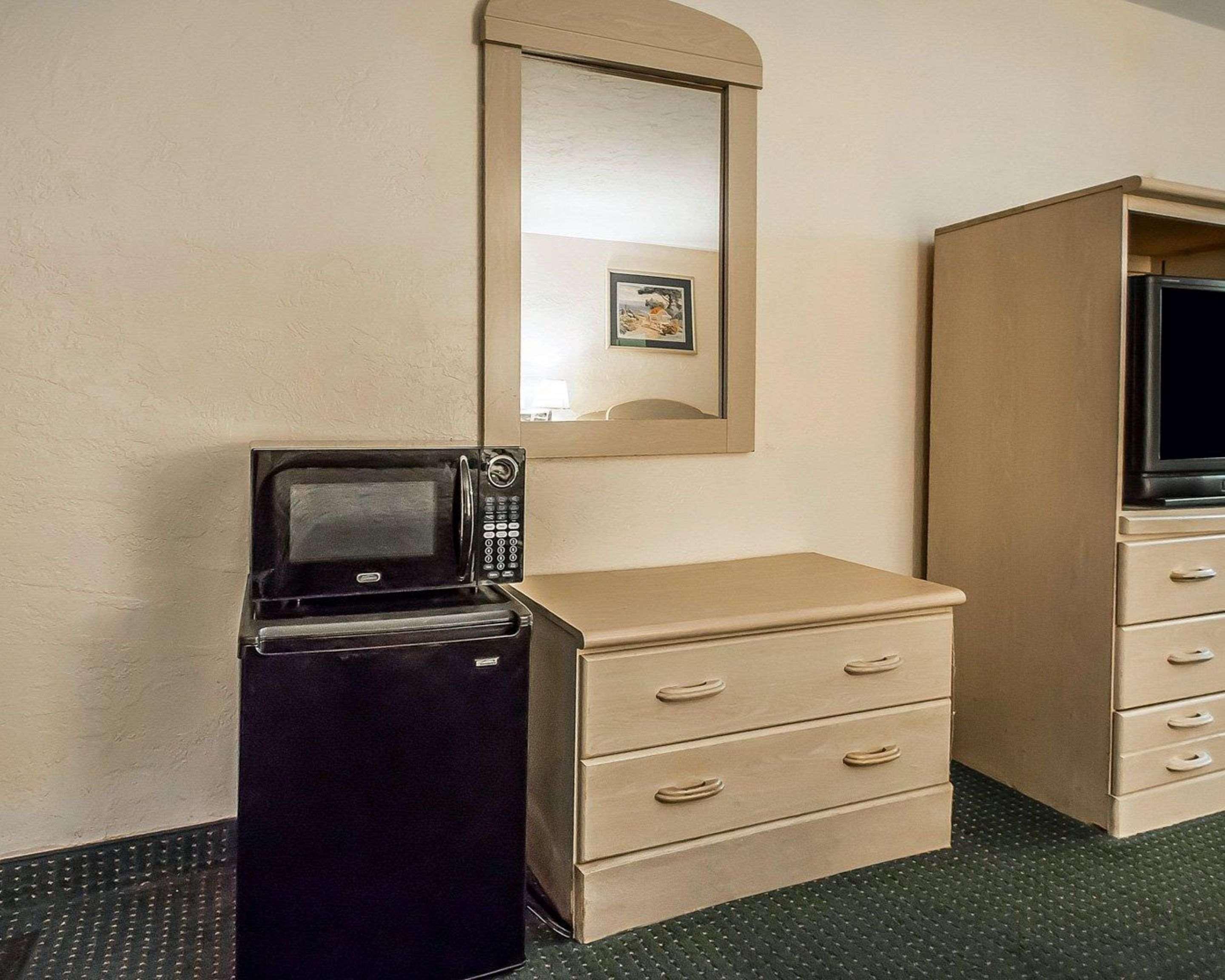 Rodeway Inn Gainesville - University Area מראה חיצוני תמונה