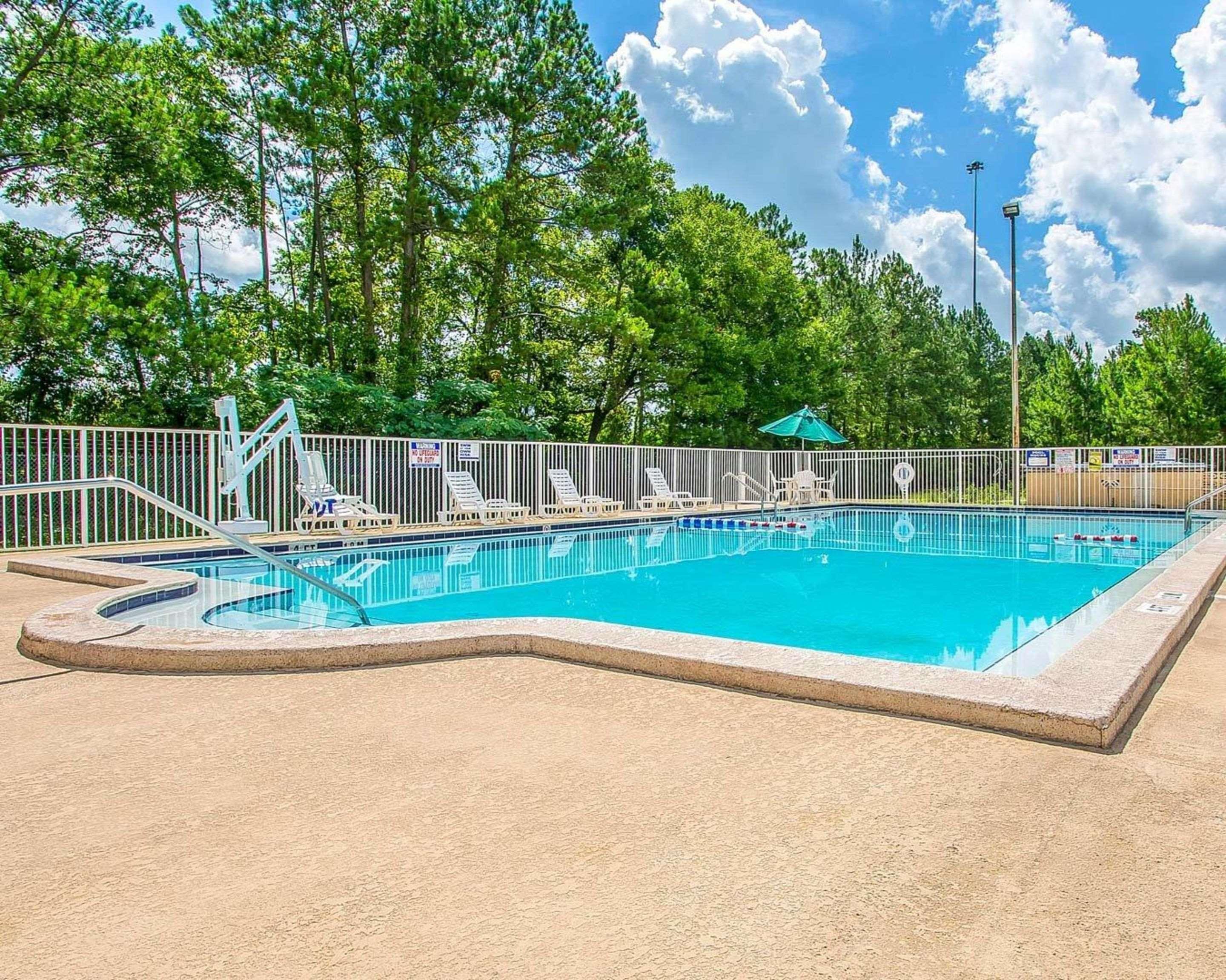 Rodeway Inn Gainesville - University Area מראה חיצוני תמונה