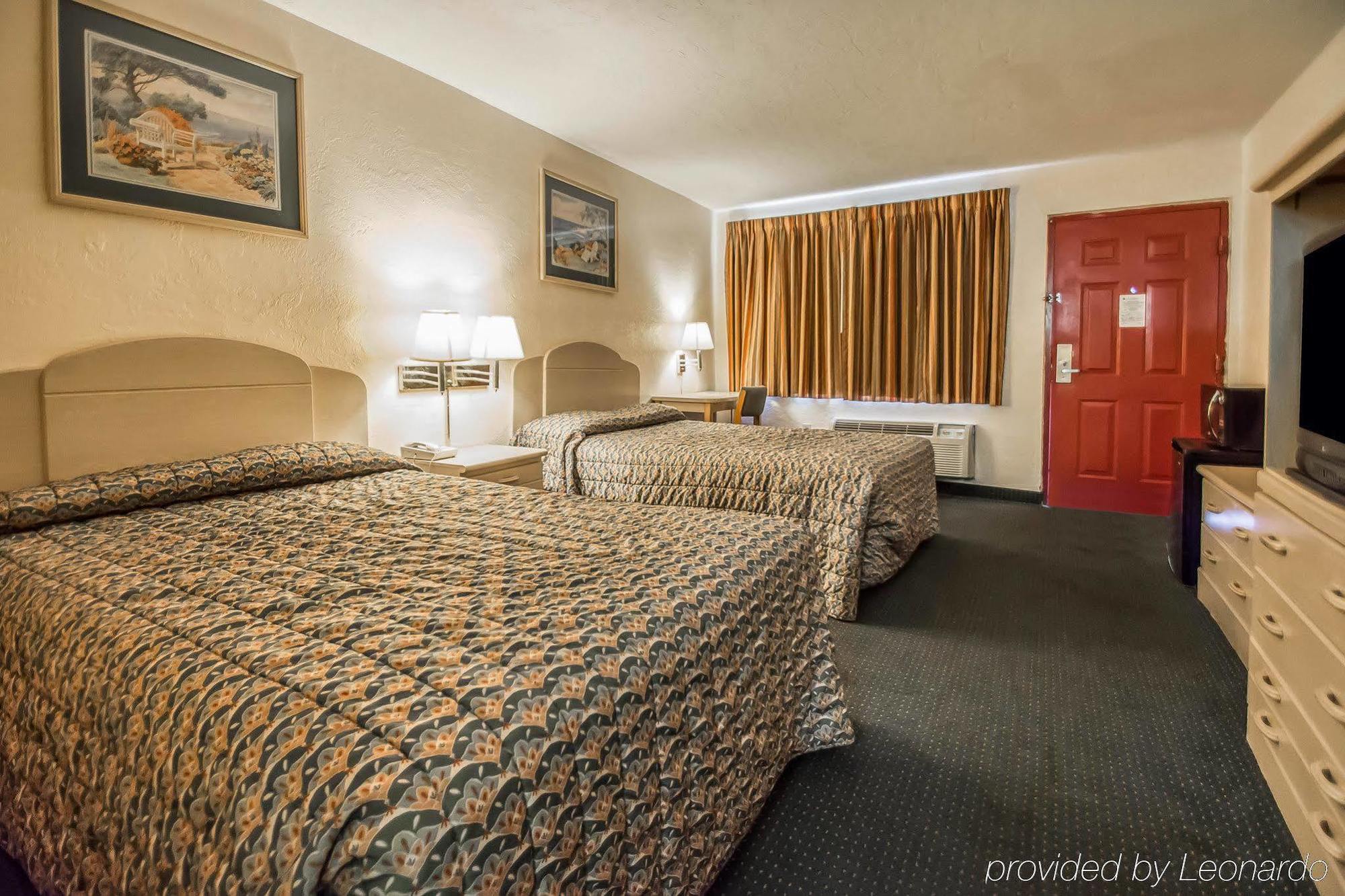 Rodeway Inn Gainesville - University Area מראה חיצוני תמונה